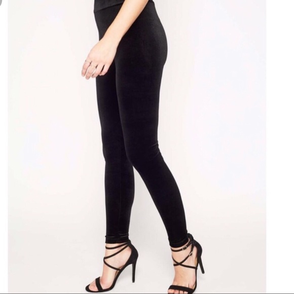Express Mid Rise Velvet Legging Nwt 